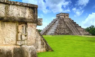 Kukulkan Pyramid of Chichen Itza in Mexico, one of the 7 New Wonders of the World.
